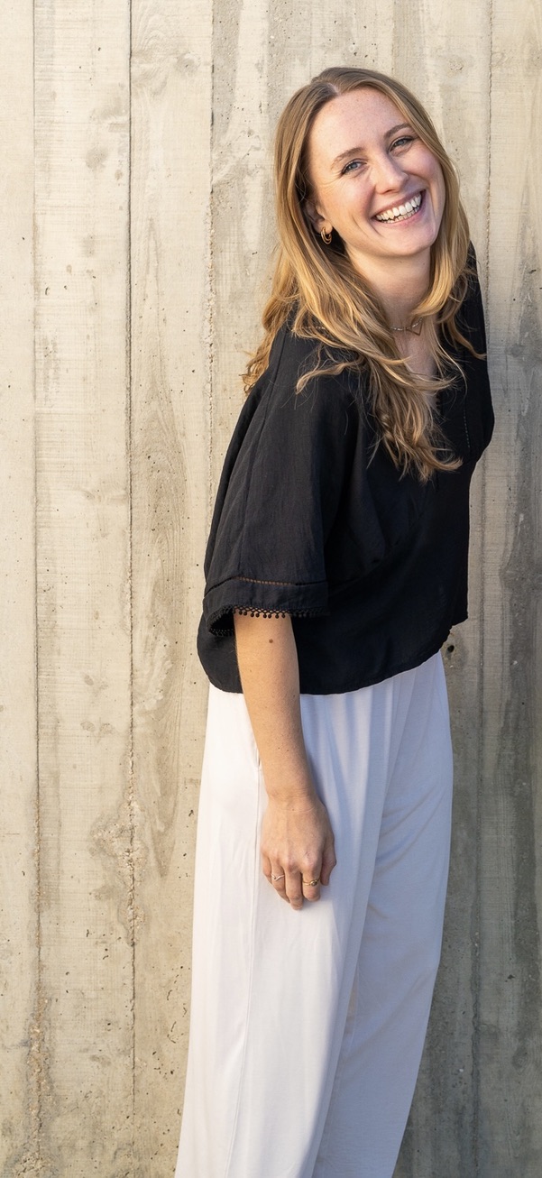 Isabel Maria Jeworski, somatic coach and founder of Monkey Mind Retreats